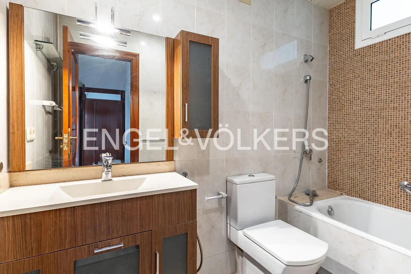 Balcony of Flat for sale in Barcelona  with Air Conditioner and Heating