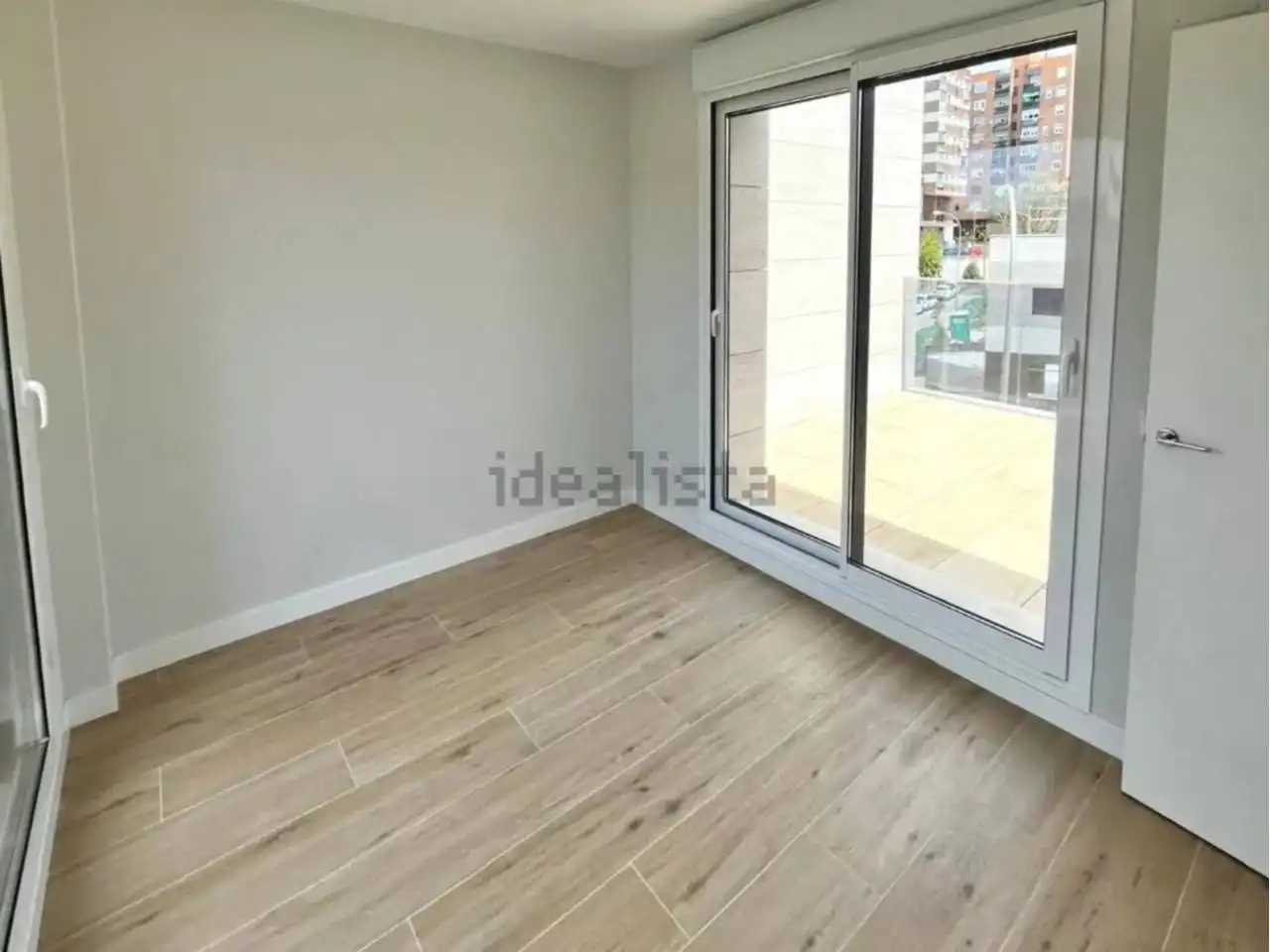 Dormitori de Casa o xalet en venda en Madrid amb Aire condicionat, Calefacció i Jardí privat