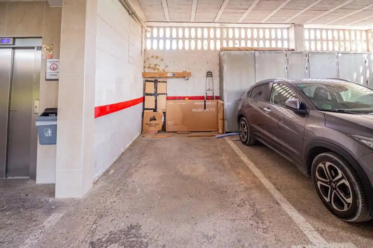 Parking of Flat for sale in Benidorm  with Air Conditioner, Heating and Private garden