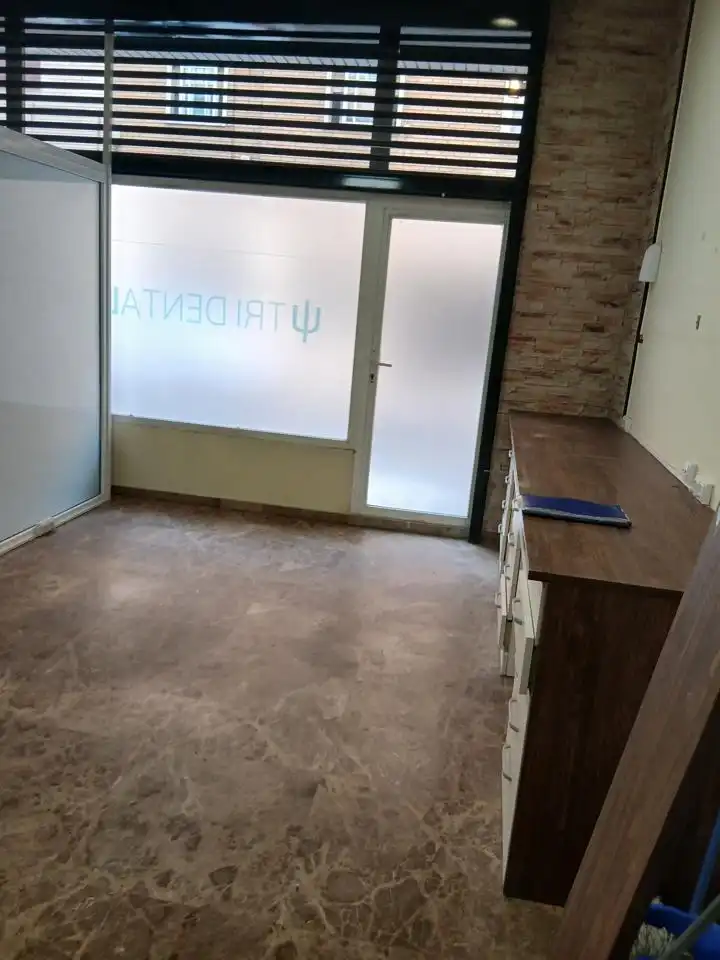 Geschaftsraum zur Miete in Zaragoza