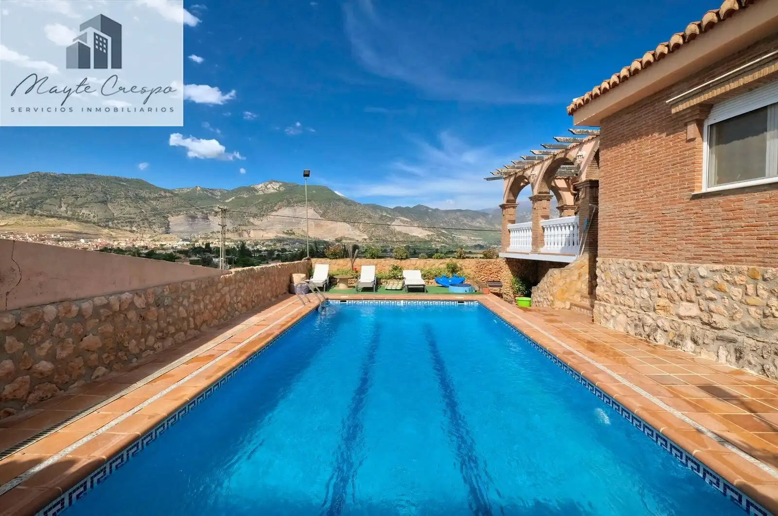 Casa rústica amb piscina en venda a CAMINO VIEJO DE MOTRIL