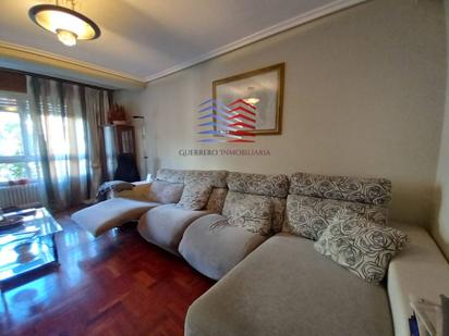 Living room of Flat to rent in Ourense Capital   with Balcony