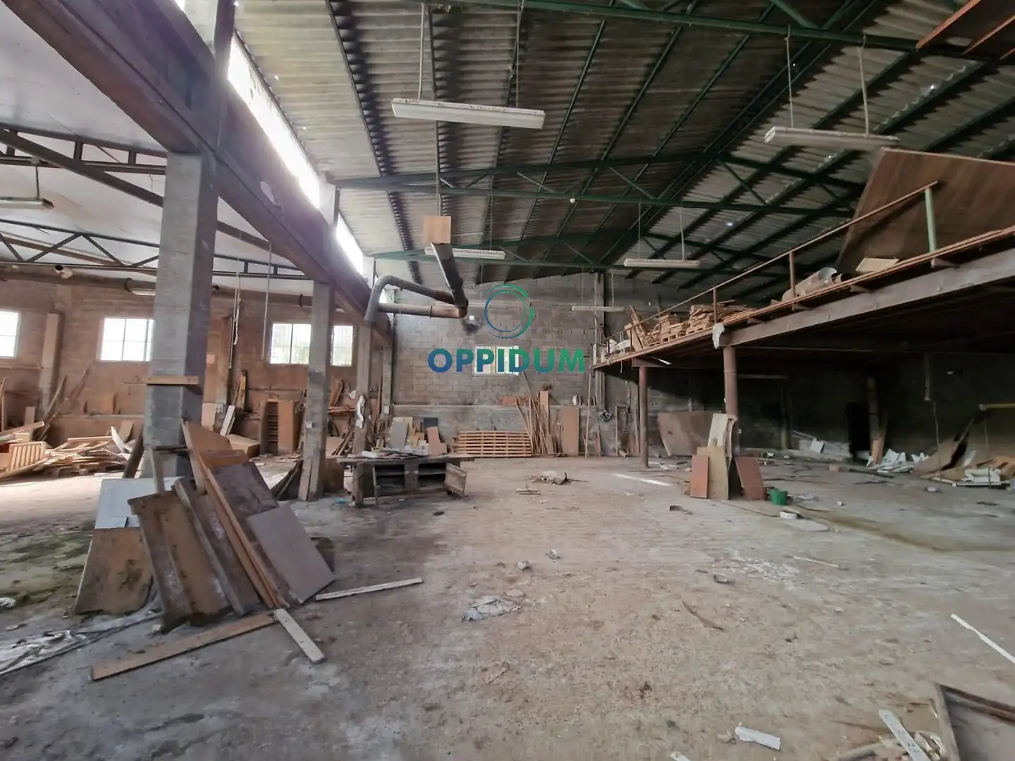 Industrial buildings for sale in Touro