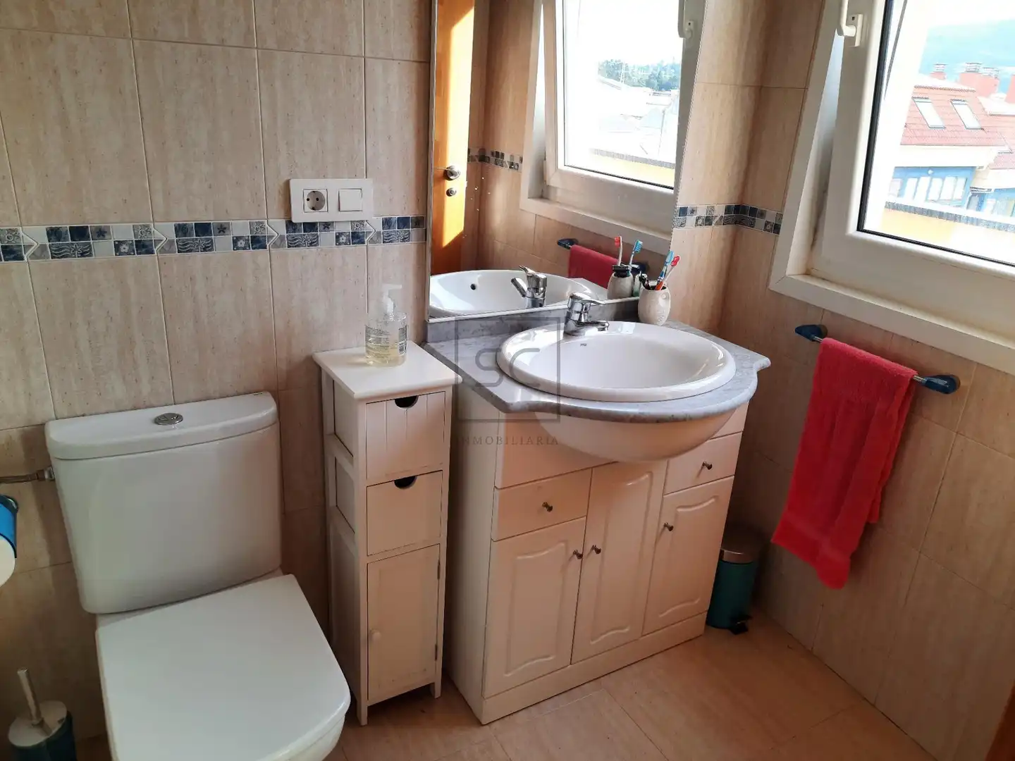 Baño de Dúplex en venta en Narón con Calefacción, Terraza y Trastero
