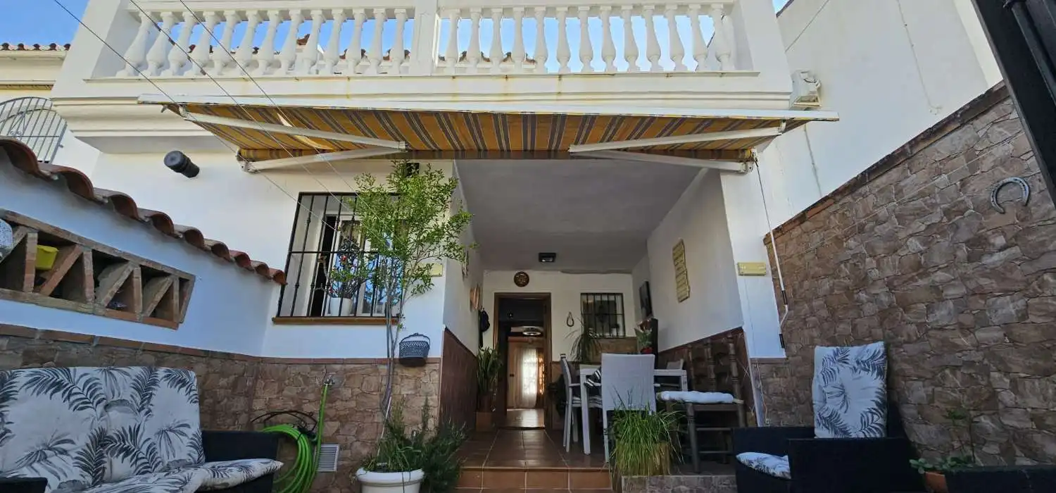 Terrassa de Casa o xalet en venda en Alhaurín de la Torre amb Aire condicionat, Calefacció i Terrassa