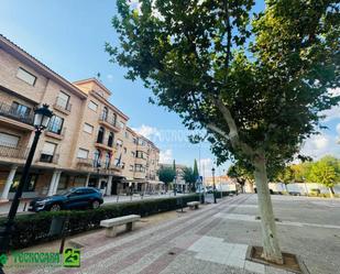 Exterior view of Single-family semi-detached for sale in Argés  with Air Conditioner, Heating and Terrace