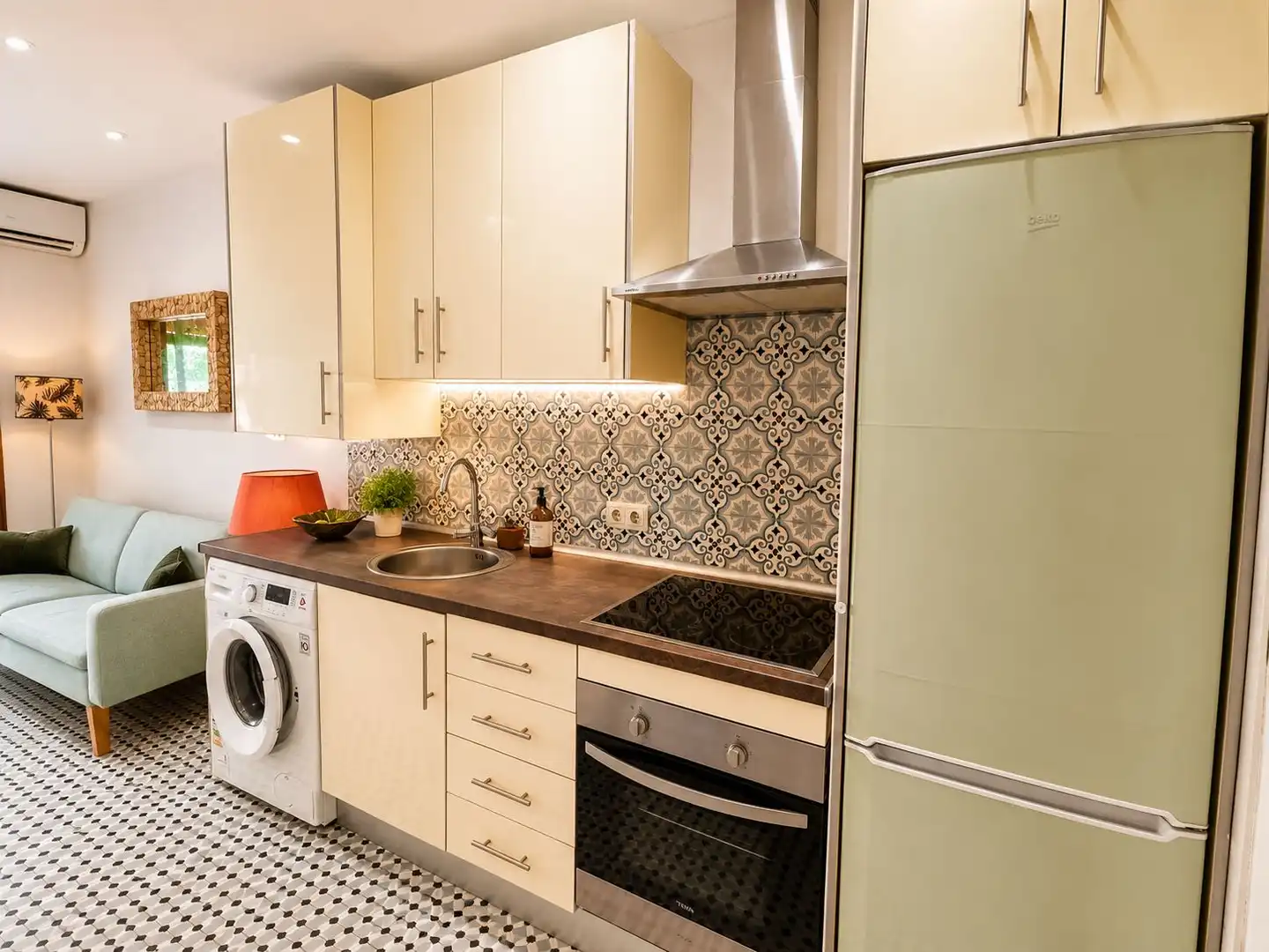 Küche von Wohnung zur Miete in Estepona mit Klimaanlage, Terrasse und Möbliert