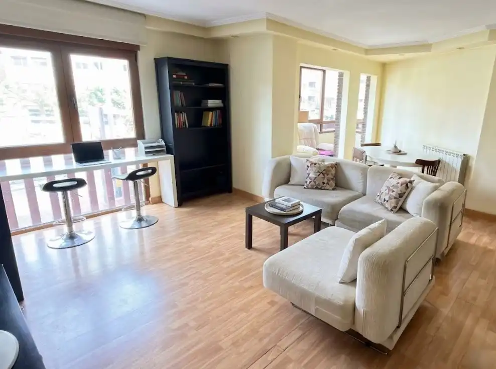 Living room of Flat for sale in León Capital   with Heating, Parquet flooring and Oven