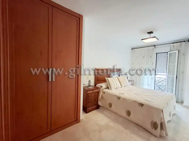 Habitación de Piso de alquiler en Vélez-Málaga con Terraza y Amueblado