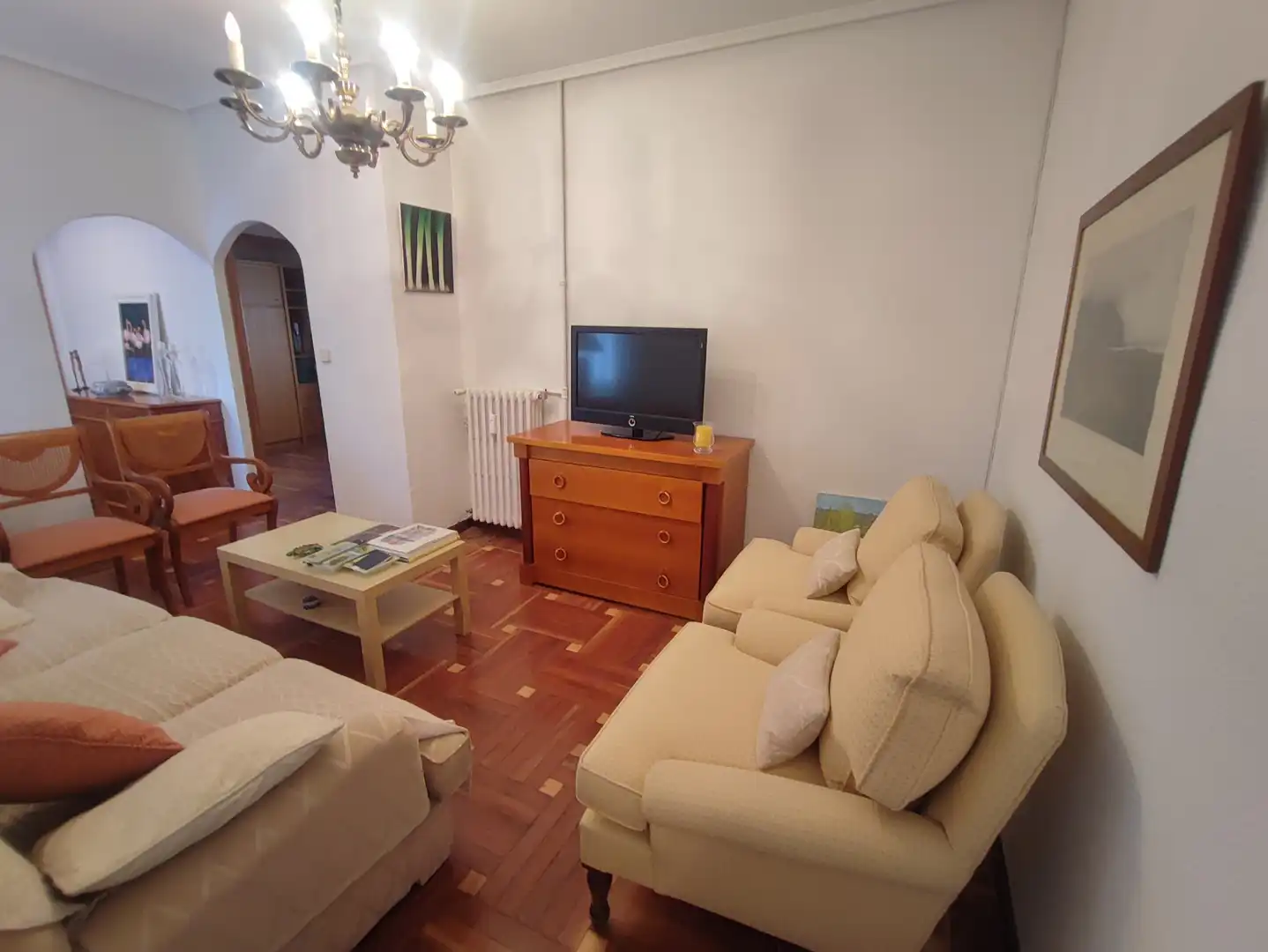 Sala d'estar de Pis en venda en Tetuán