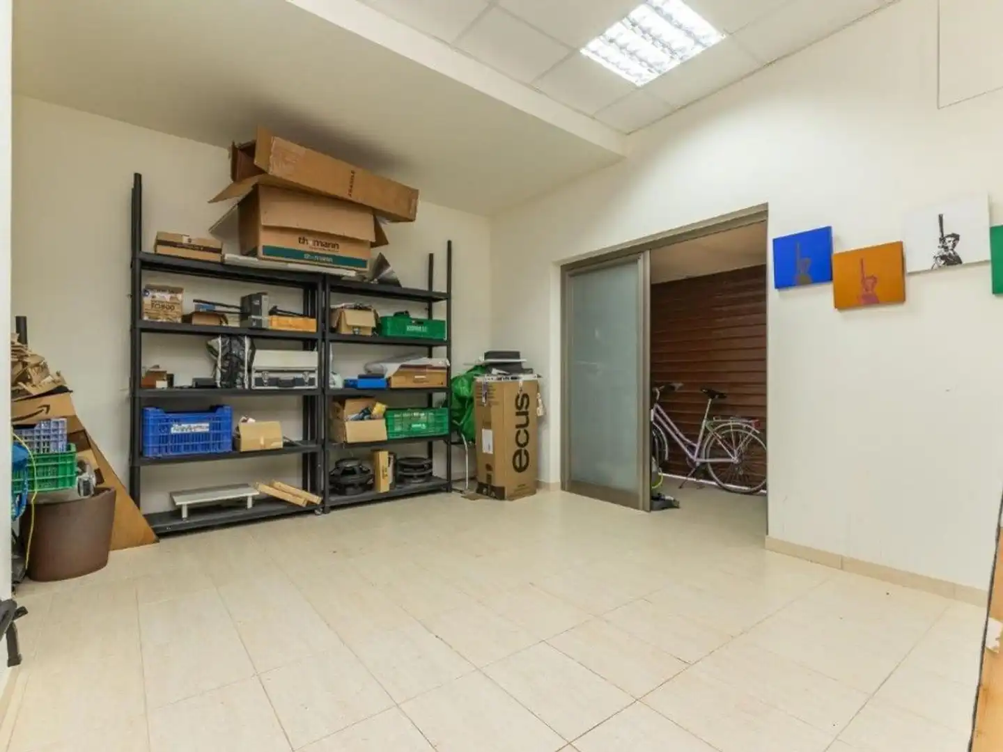 Local en venta en Tavernes Blanques con Aire acondicionado