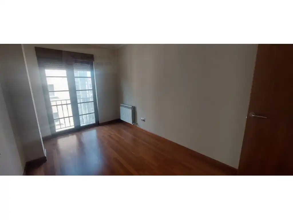 Habitación de Piso en venta en Silleda