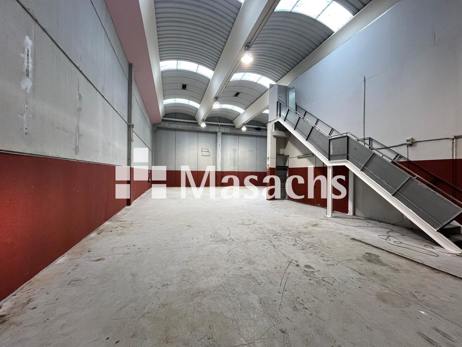 Nave industrial de alquiler en Montmeló