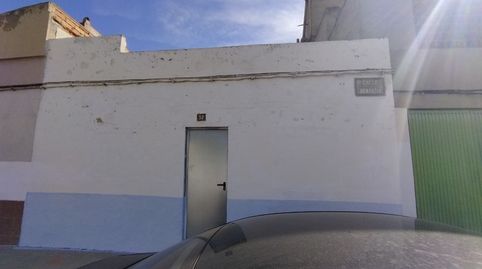 Solvia Inmobiliaria  Terreno con edificación Elda