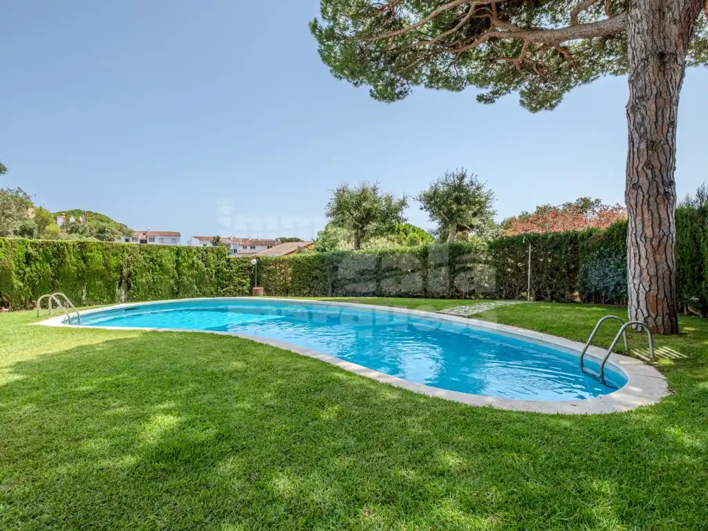 Piscina de Apartament en venda en Palafrugell