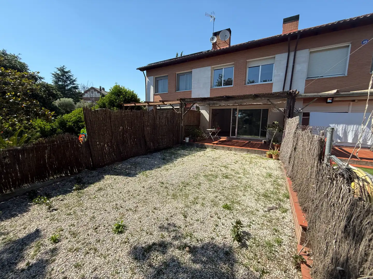 Garten von Einfamilien-Reihenhaus zum Verkauf in L'Ametlla del Vallès mit Klimaanlage, Heizung und Privatgarten