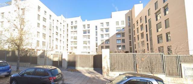 Garaje en Venta en GLORIA FUERTES en Tempranales