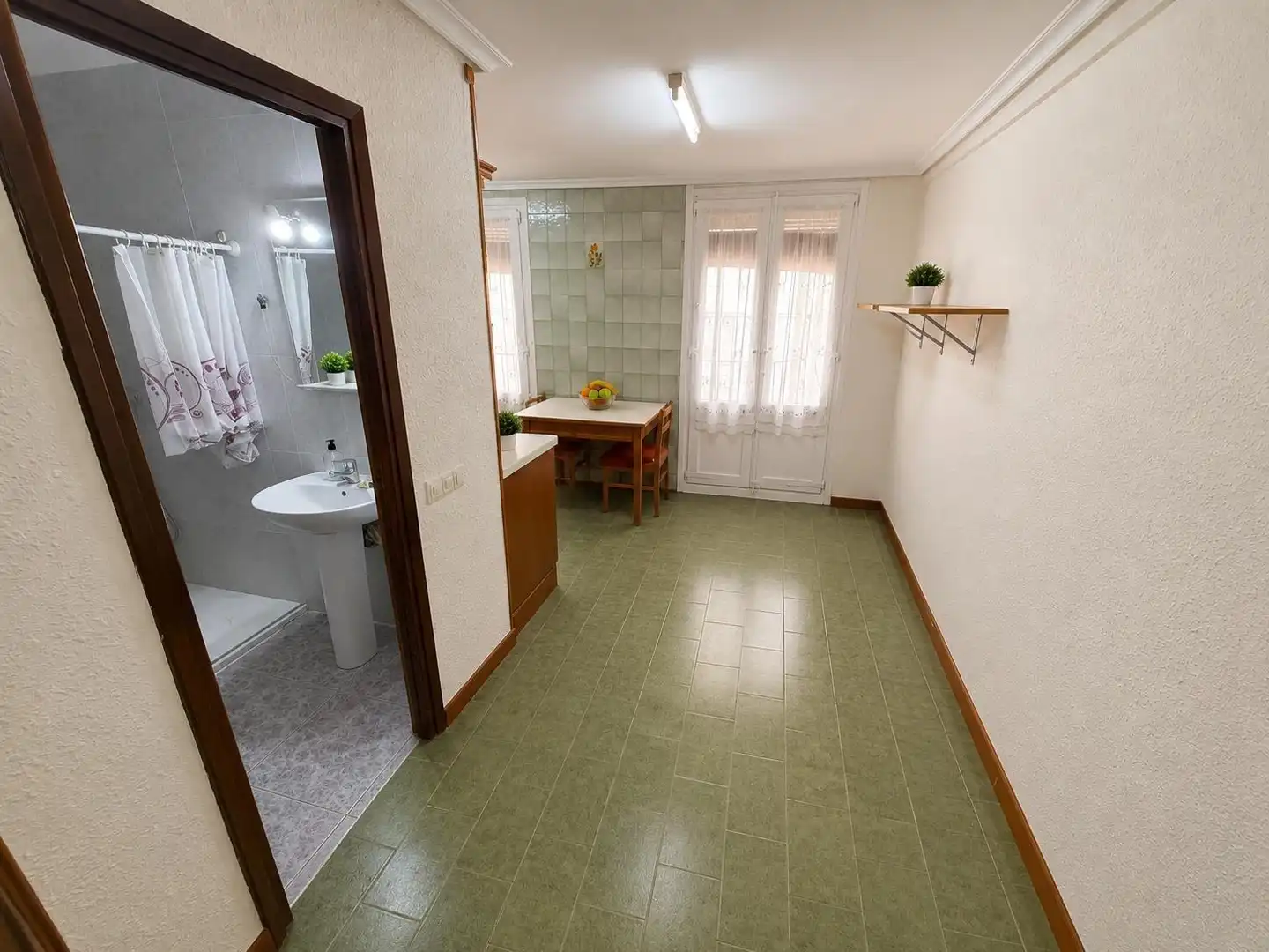 Cuina de Apartament en venda en Estella / Lizarra amb Parquet i Balcó