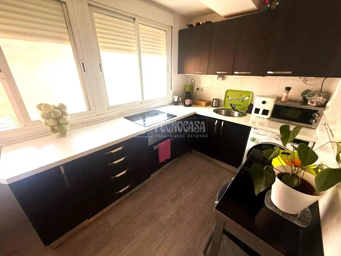 Küche von Wohnung zum Verkauf in Madrid mit Klimaanlage und Terrasse