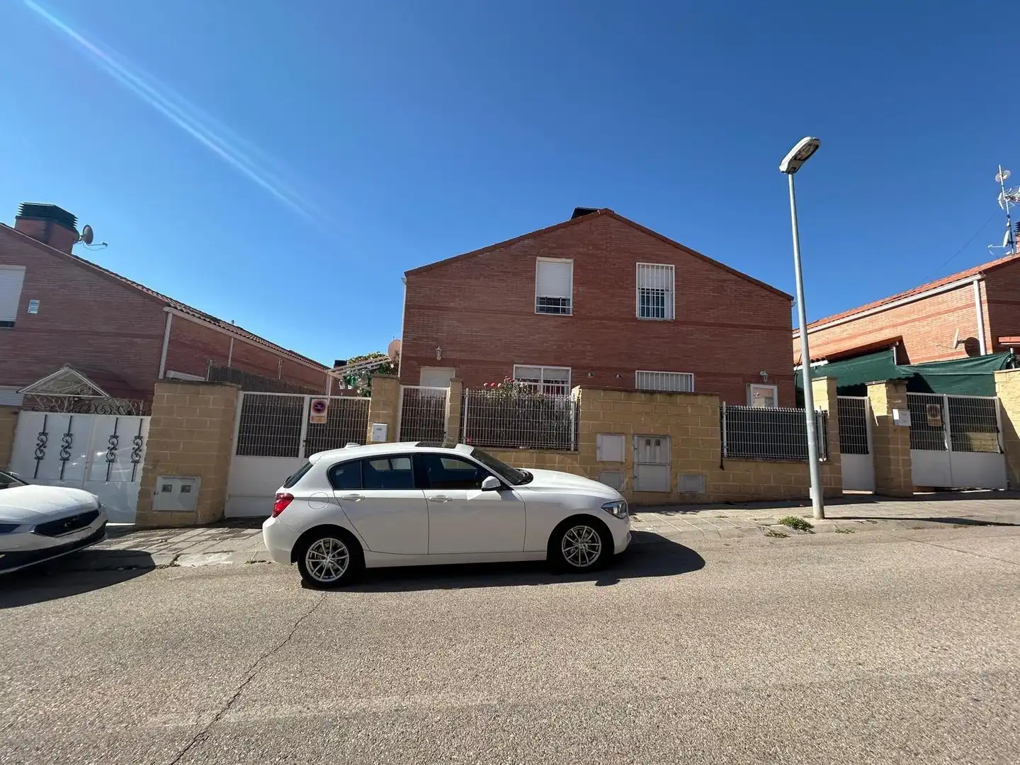 Vista exterior de Casa o chalet en venta en Pioz con Aire acondicionado y Calefacción