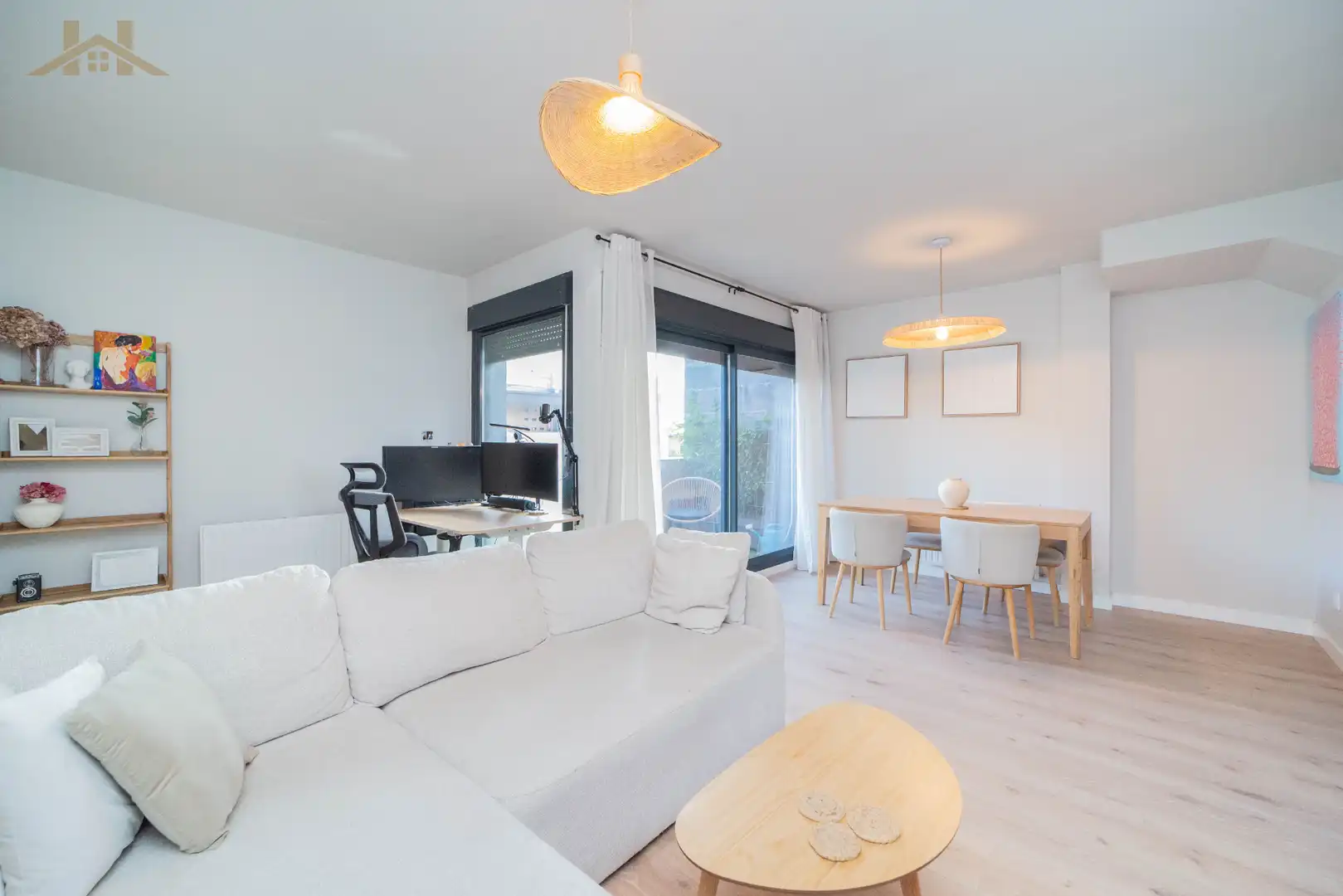 Sala de estar de Piso en venta en Boadilla del Monte con Aire acondicionado, Calefacción y Trastero