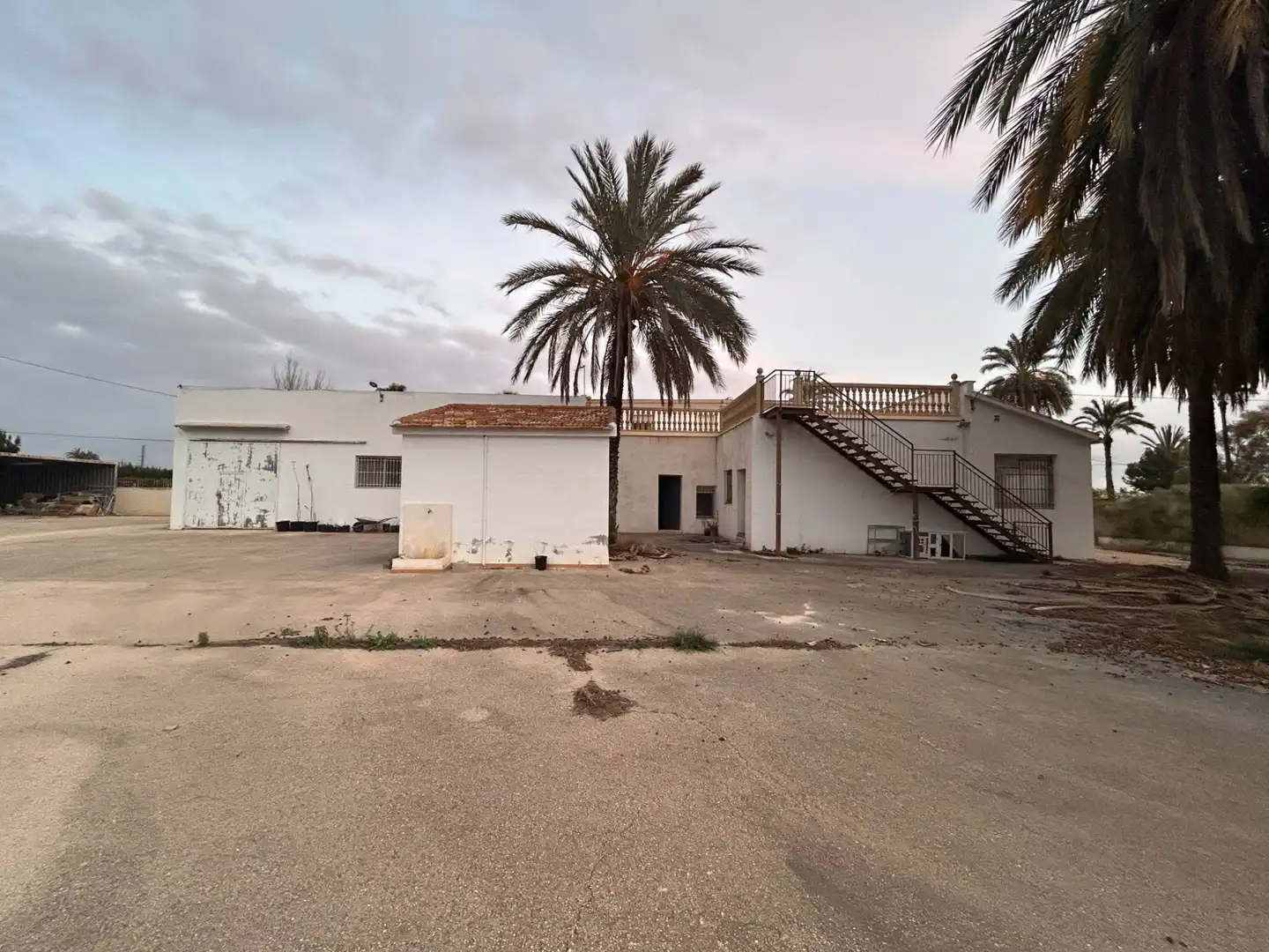 Vista exterior de Casa adosada en venta en Elche / Elx con Terraza
