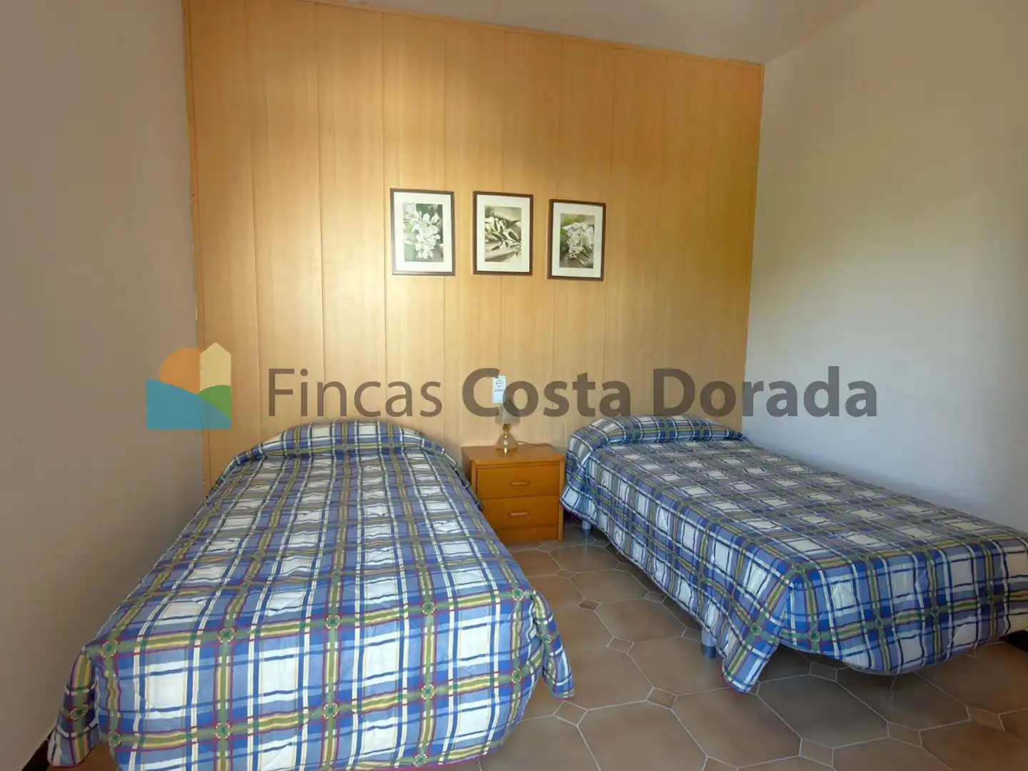 Houses for sale in Cubelles  with Air Conditioner, Private garden and Parquet flooring