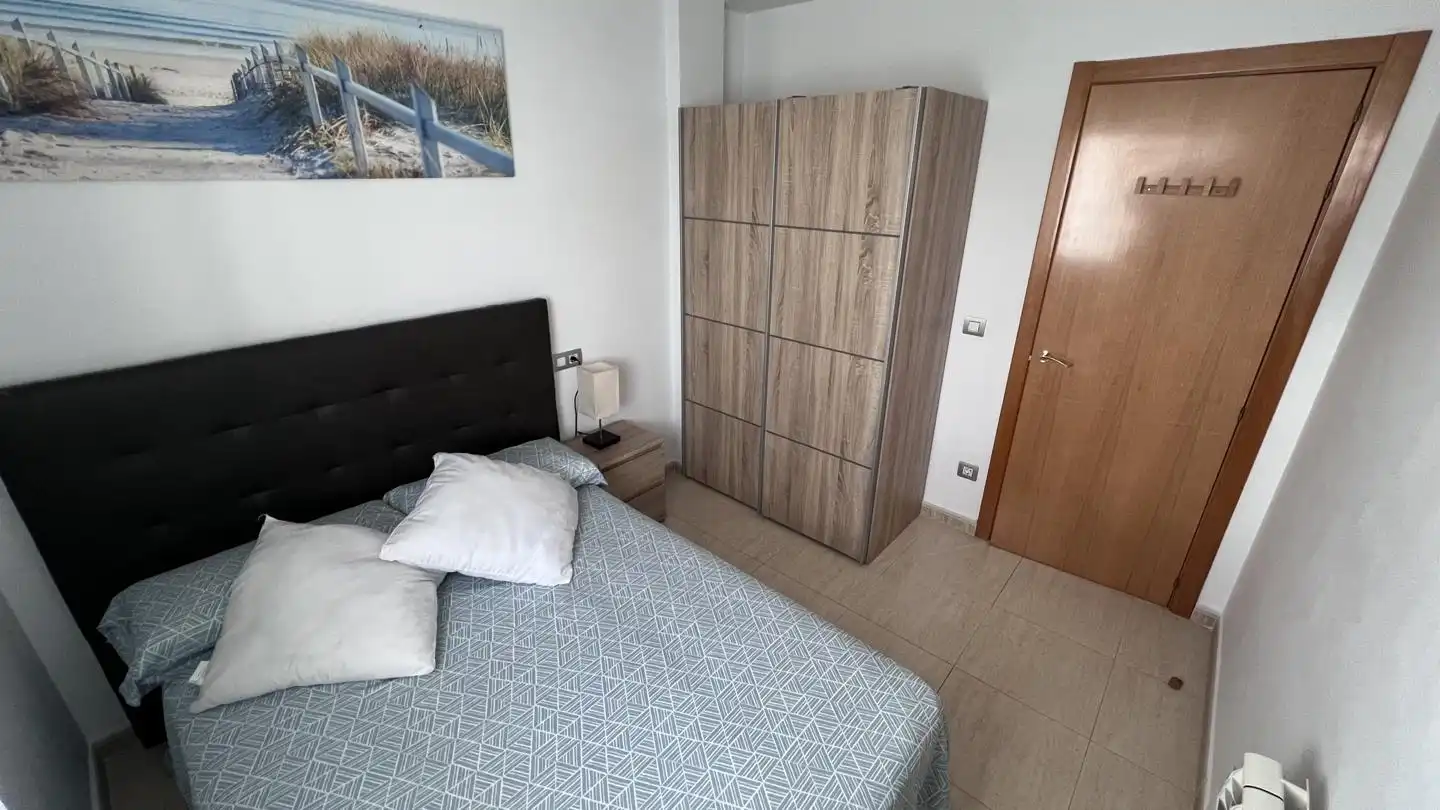 Schlafzimmer von Wohnung zum Verkauf in Torreblanca mit Klimaanlage, Terrasse und Möbliert
