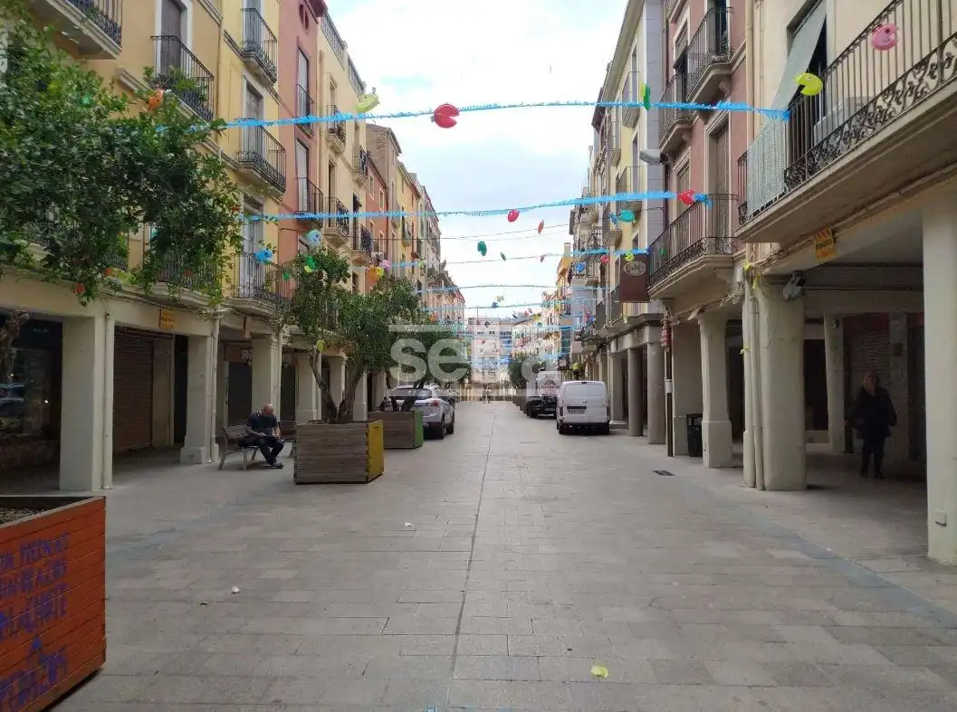 Residencial en venda a Centre Vila, imagen 3