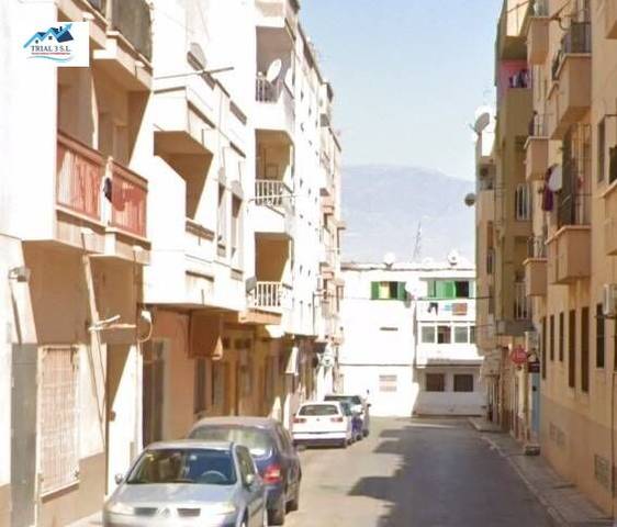 Garaje en Venta en Calle de los Castaños en Aguadulce Sur