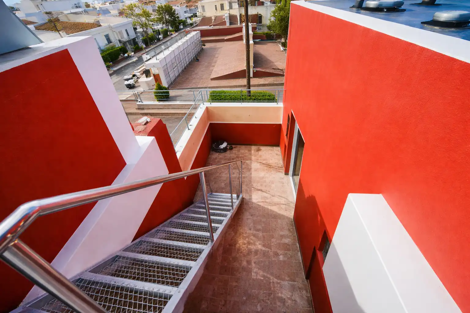 Vista exterior de Edificio en venta en Ingenio con Alarma
