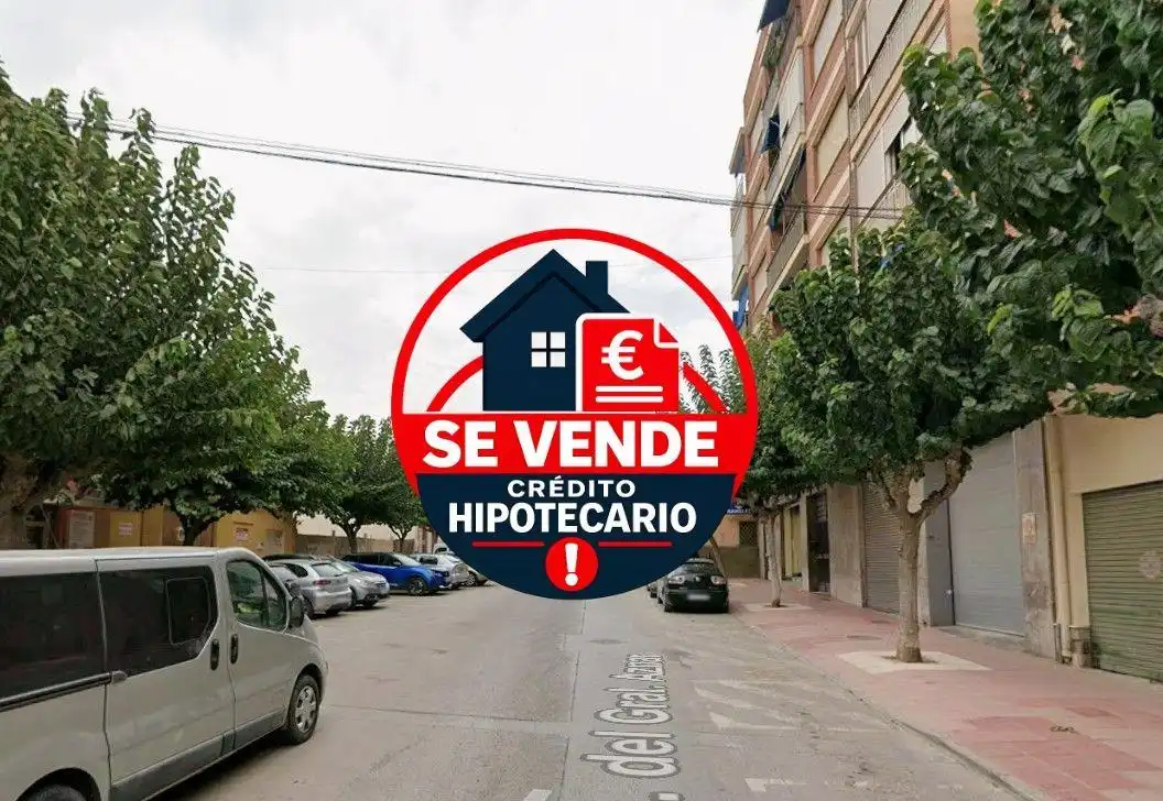 Vista exterior de Pis en venda en Totana