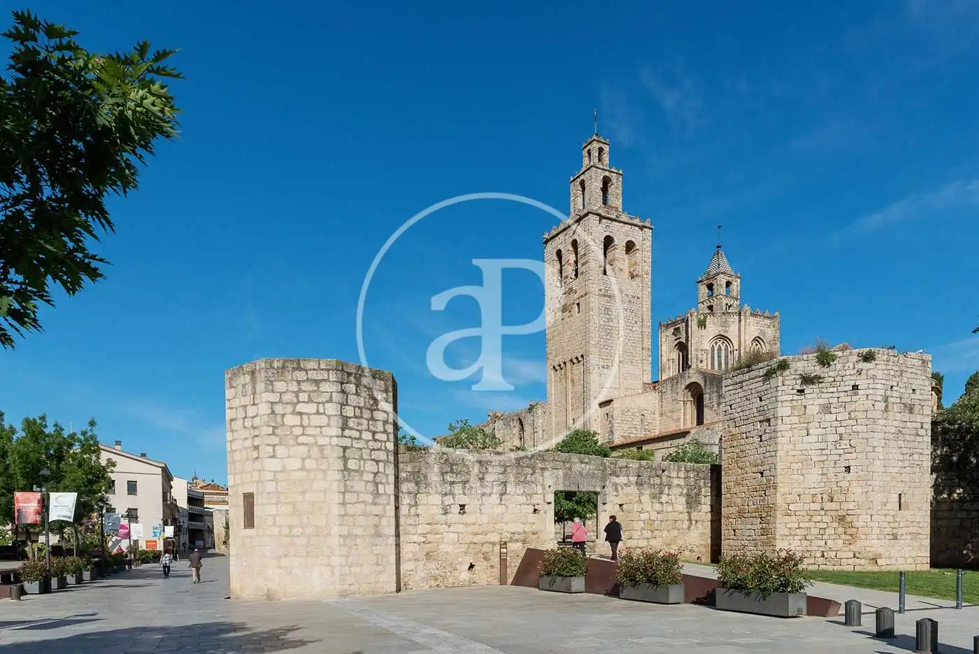 Exterior view of Houses for sale in Sant Cugat del Vallès  with Air Conditioner, Heating and Private garden