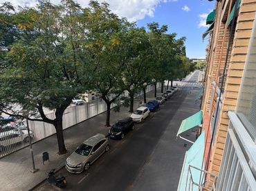 Appartamento con balcone in affitto a Calle HALCON
