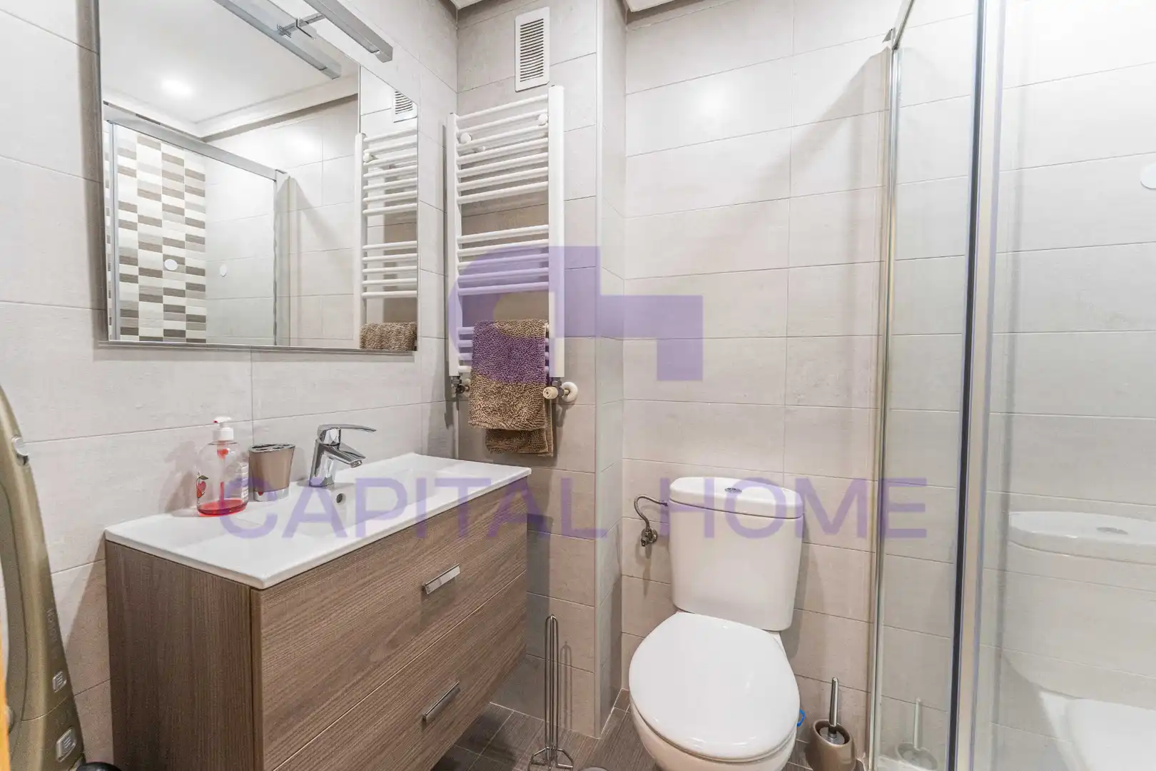 Baño de Piso en venta en Móstoles con Aire acondicionado, Calefacción y Parquet