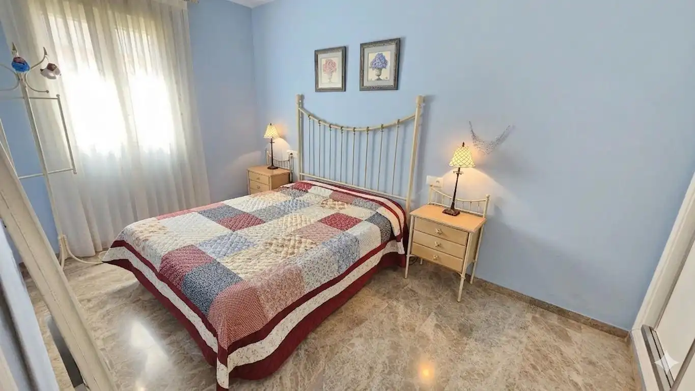 Dormitori de Casa o xalet en venda en Córdoba amb Aire condicionat i Traster