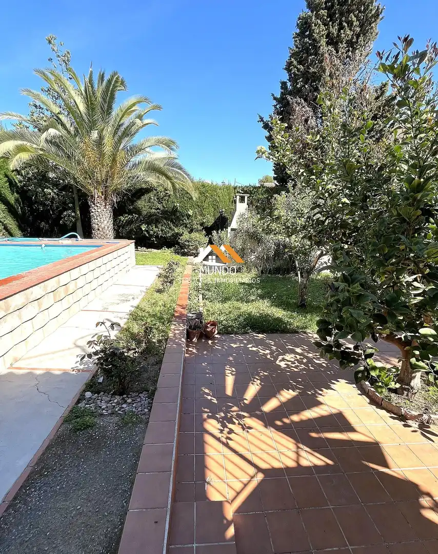 Jardí de Casa o xalet en venda en Paterna amb Aire condicionat, Calefacció i Jardí privat