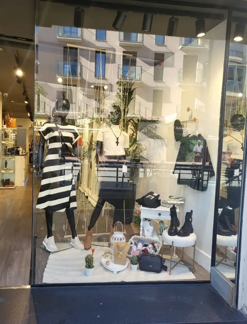 Local comercial en traspàs a Raval de Montserrat, imagen 12