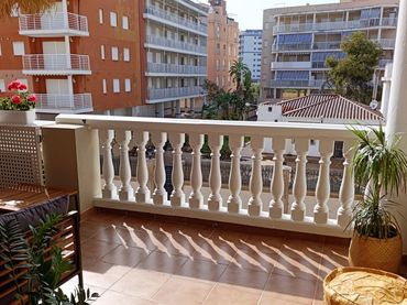 Pis amb ascensor en venda a Calle BENIDORM
