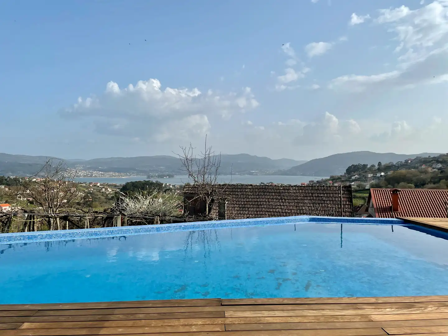 Swimming pool of Houses for rent in Vilaboa  with Private garden, Parquet flooring and Terrace