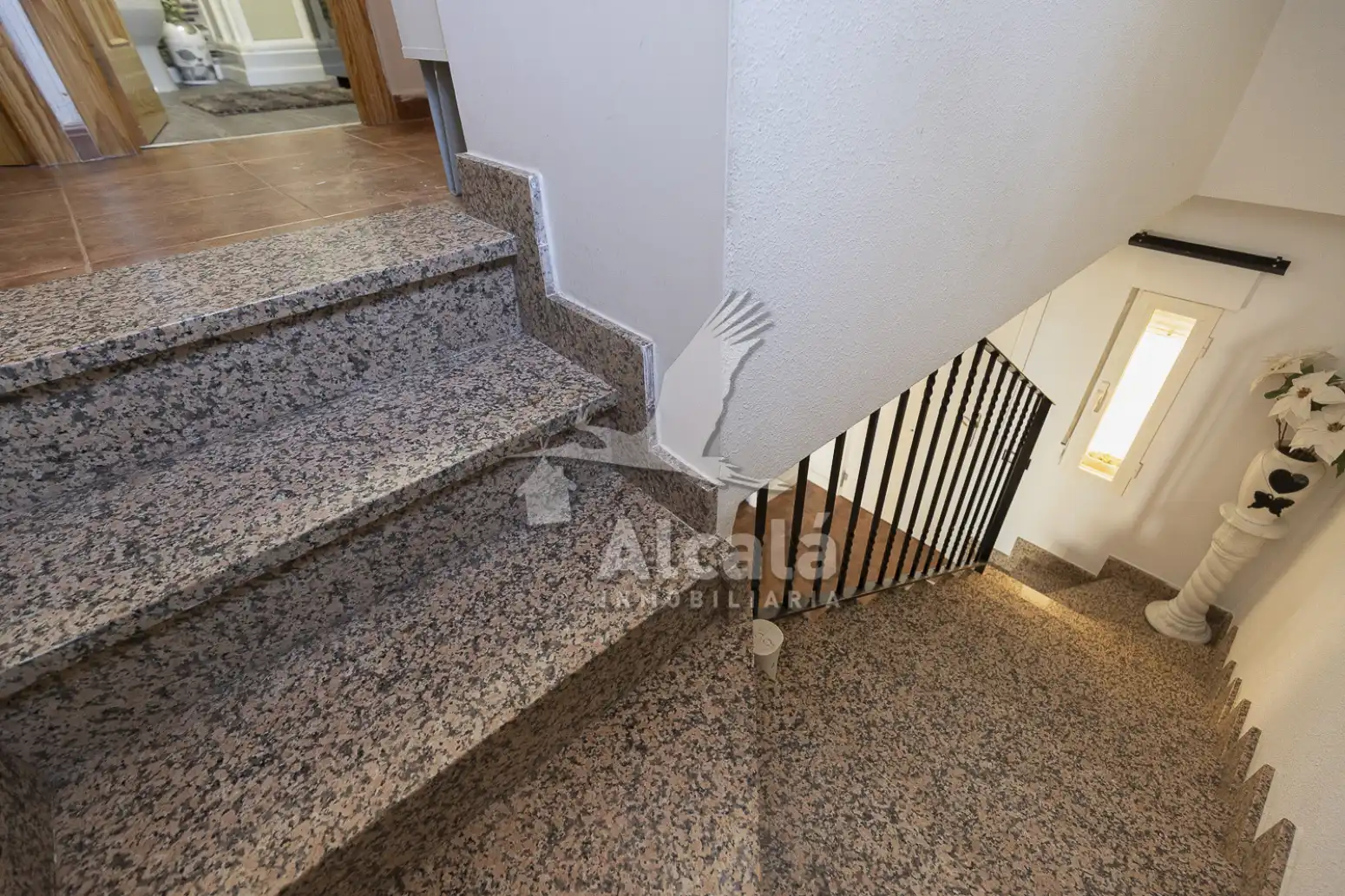 Casa aparellada amb piscina en venda a Torrejón del Rey, imagen 24