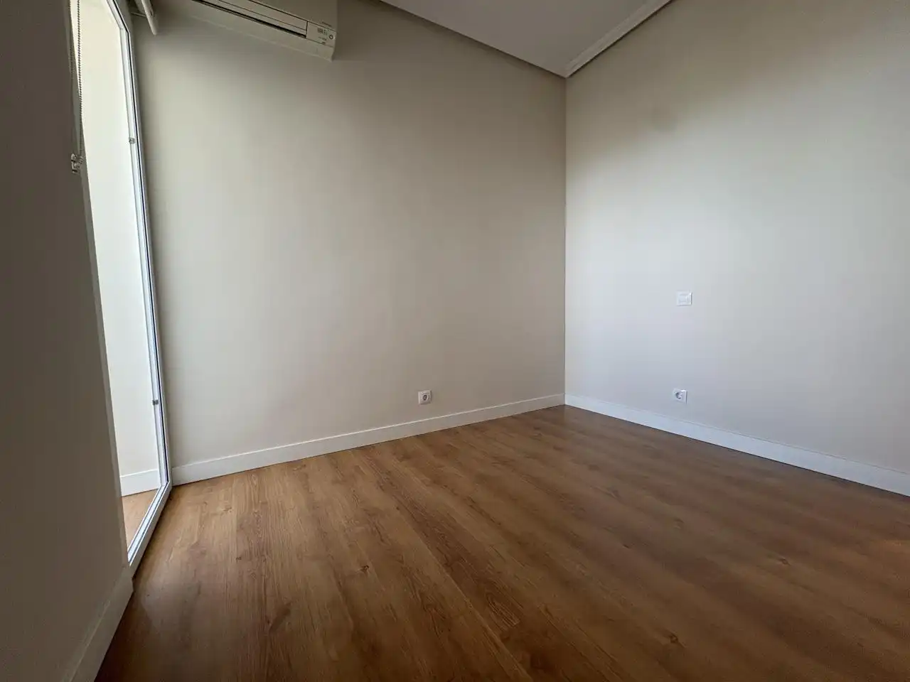 Habitación de Piso de alquiler en Madrid con Aire acondicionado, Calefacción y Terraza