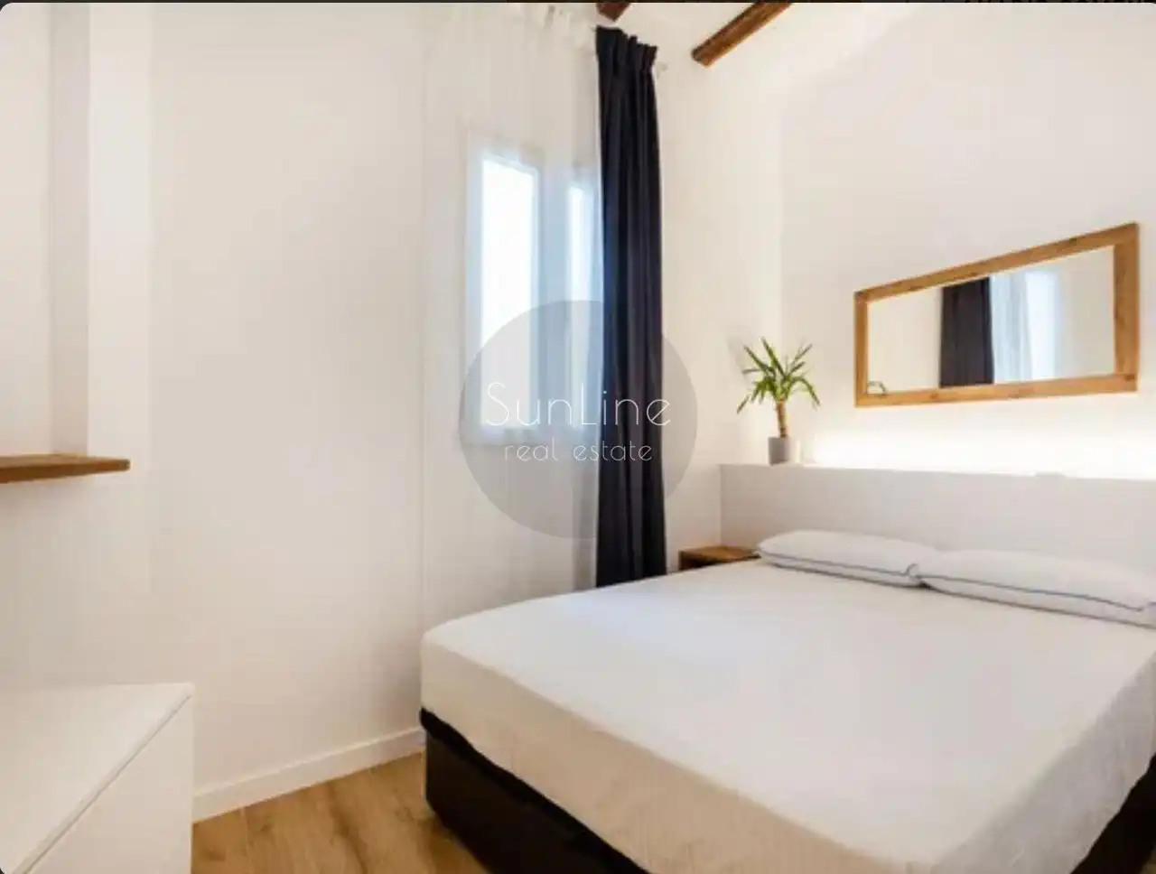Habitación de Dúplex de alquiler en Valencia con Aire acondicionado, Terraza y Amueblado