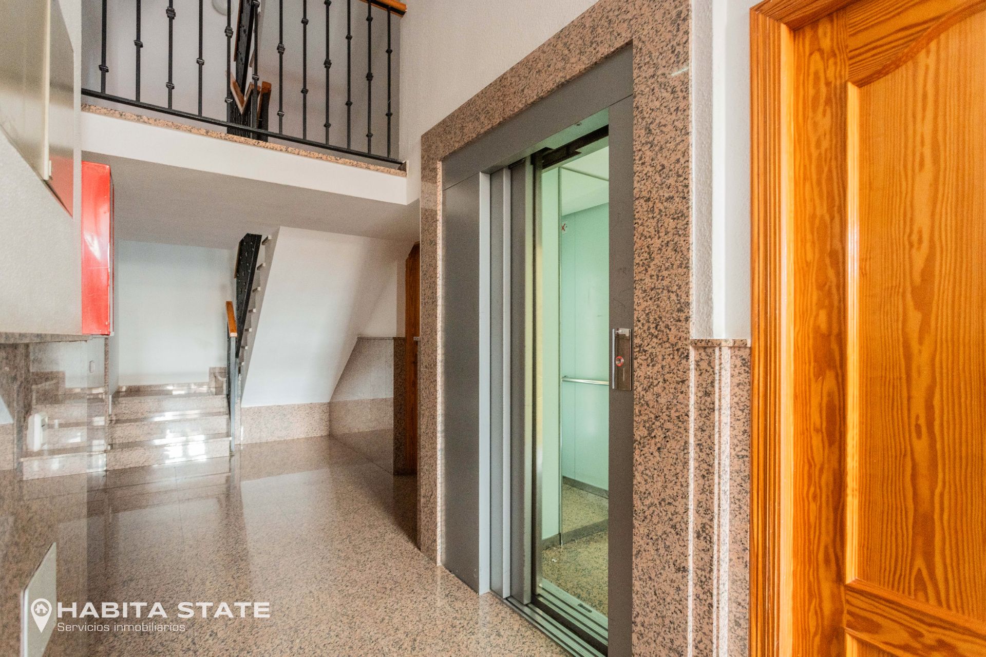 Flat for sale in Roquetas de Mar  with Air Conditioner and Furnished