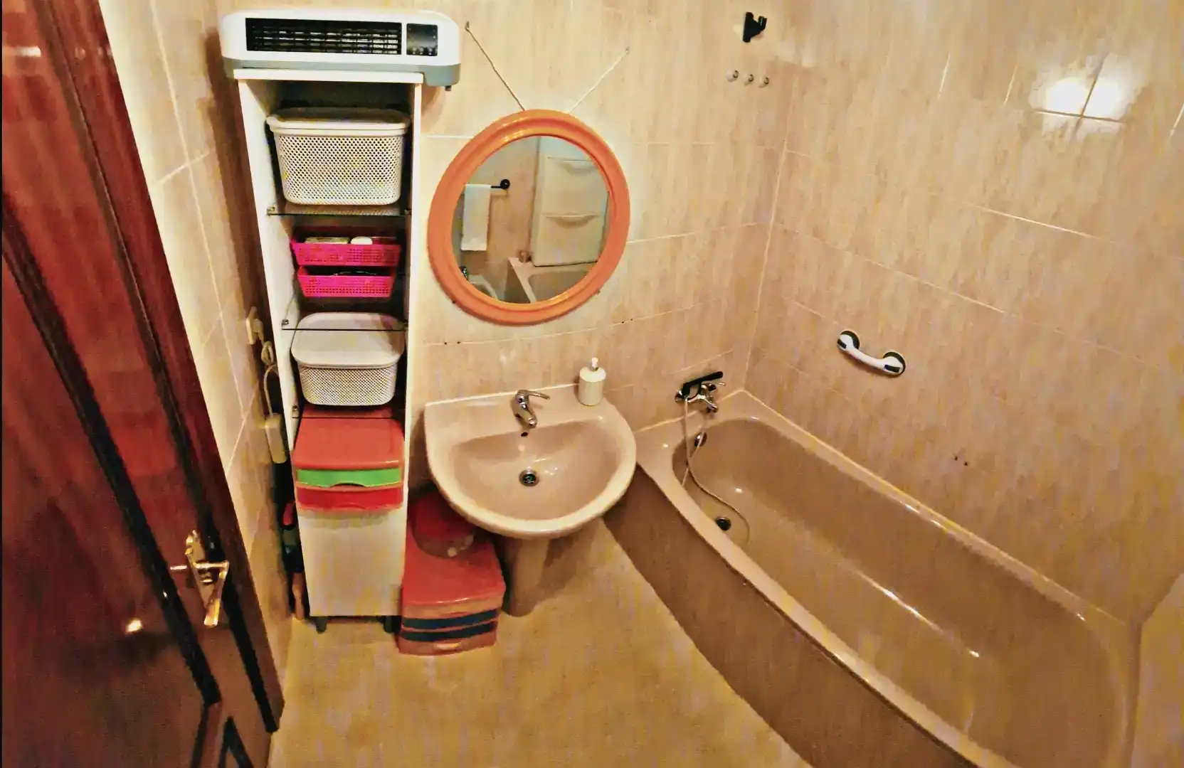 Bathroom of Flat for sale in  Madrid Capital  with Air Conditioner