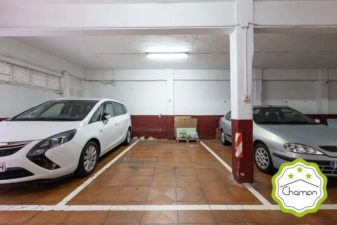 Parkplatz zum Verkauf in Plaza de los Tres Concejos