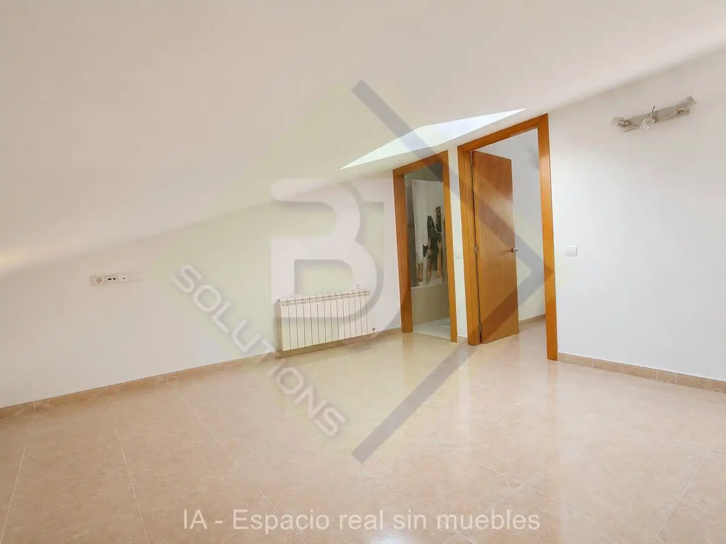 Ático en venta en Canet de Mar con Calefacción, Terraza y Horno
