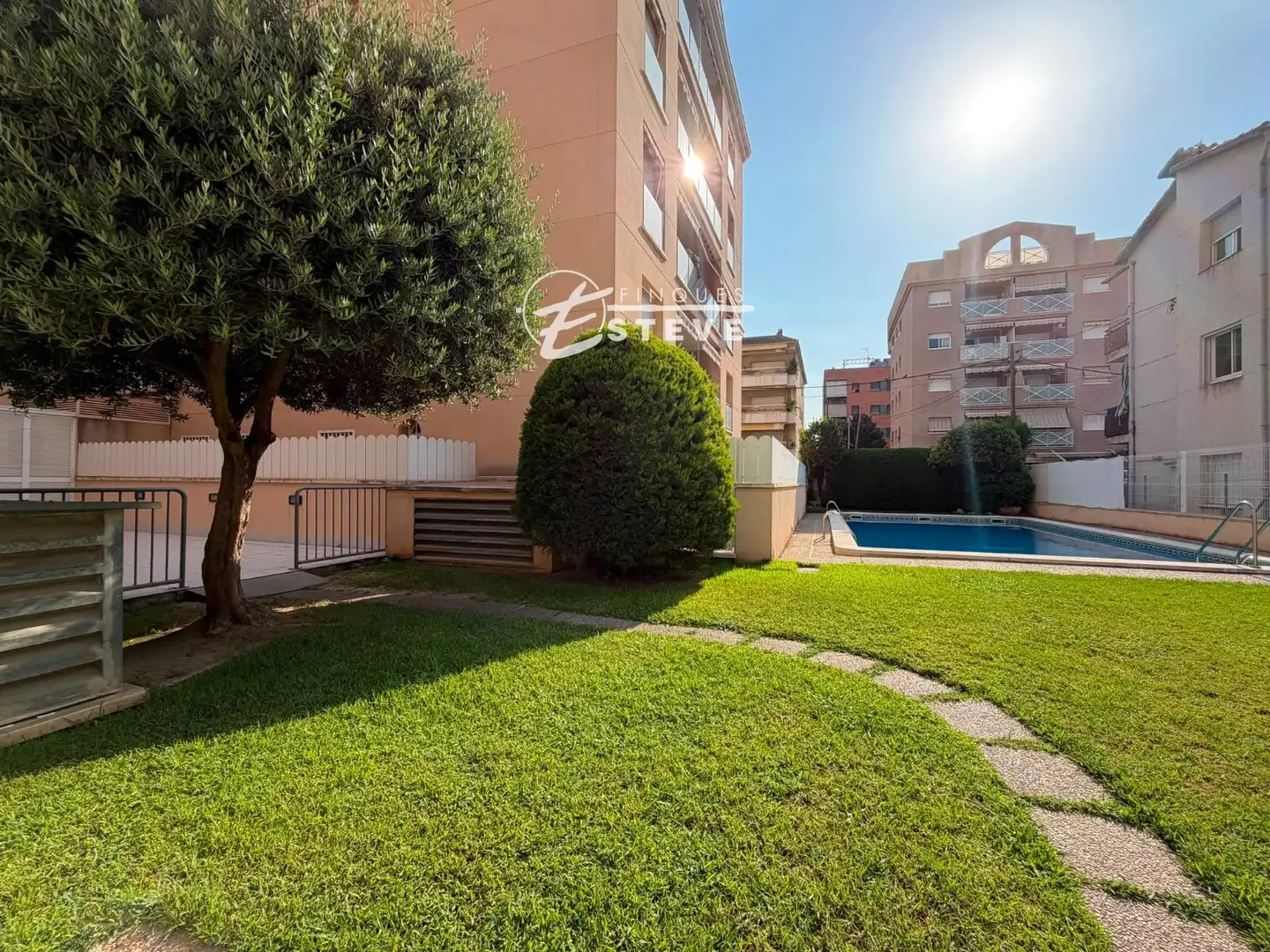 Außenansicht von Dachboden zum Verkauf in Calafell mit Klimaanlage, Heizung und Terrasse