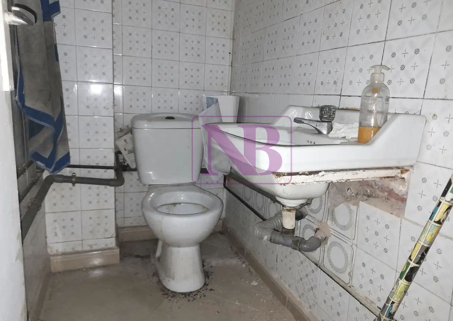 Business premises for sale in Carrer d'Antoni Gaudí, imagen 8
