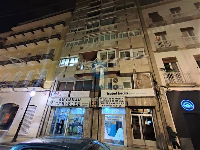 Local comercial en Venta en Barrio del Centro
